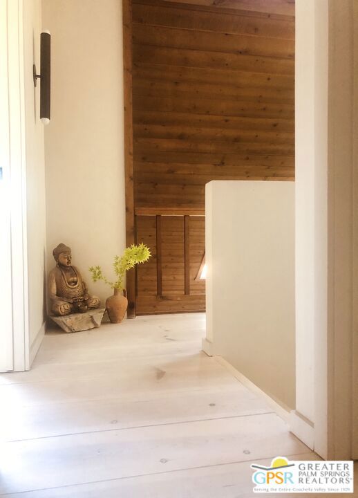 25150 Cougar Road, Idyllwild CA: https://media.crmls.org/mediaz/64ed24a5-03b9-443e-b61c-57222303dac0.jpg