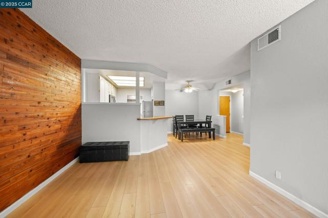 Image 12 of 25 For 25930 Kay Ave  201