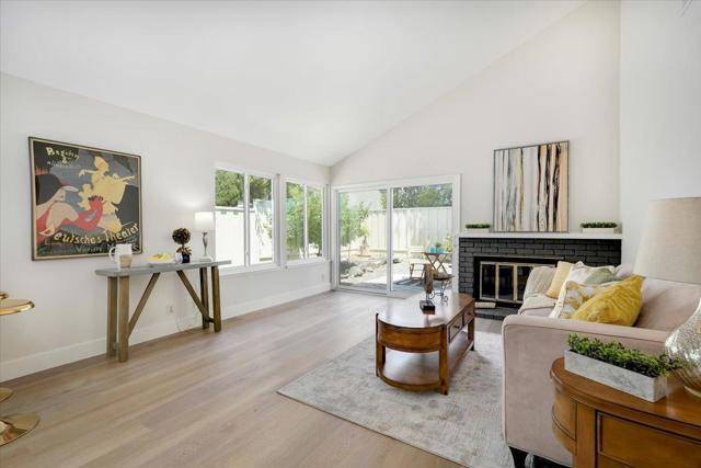 505 Drake Court, Foster City CA: https://media.crmls.org/mediaz/64ef688a-0643-49c4-92cc-16f5e3804831.jpg