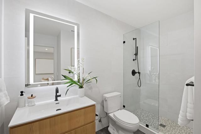 543 Tennyson Avenue, Palo Alto CA: https://media.crmls.org/mediaz/64f02b95-80b9-44f8-a7e8-811d53a7c478.jpg