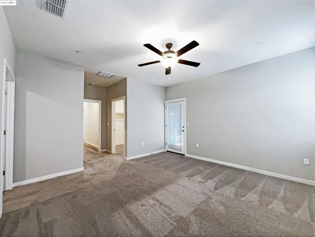 2211 Reunion Ln, Rio Vista CA: https://media.crmls.org/mediaz/64f1fcb2-705b-4017-b2ce-65ed021afcec.jpg