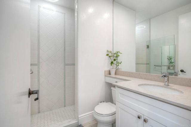 Detail Gallery Image 22 of 25 For 300 9th St., Del Mar,  CA 92014 - 3 Beds | 3 Baths