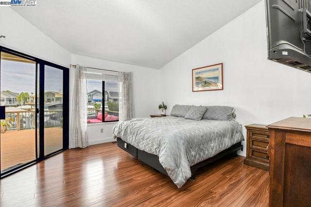 4691 Spinnaker Way, Discovery Bay CA: https://media.crmls.org/mediaz/64f265e8-8350-4667-a135-4d1c539d01d7.jpg