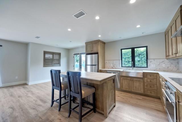 605 Morse Street, Oceanside CA: https://media.crmls.org/mediaz/64f3561d-73b1-40f3-9b39-c31468006b07.jpg