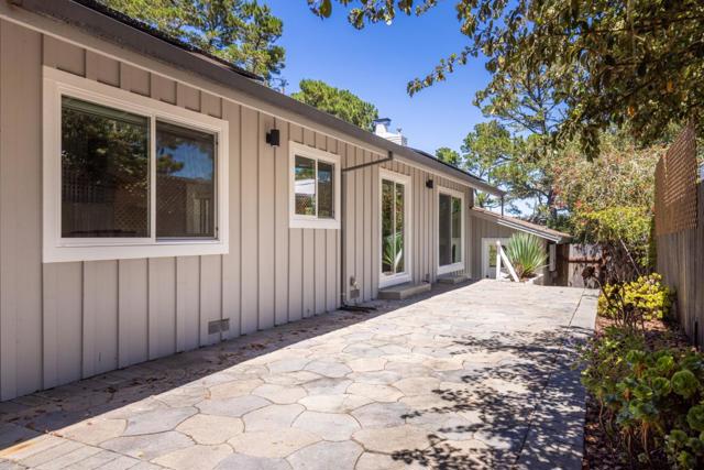 3380 San Luis Avenue, Carmel CA: https://media.crmls.org/mediaz/64f3a9e2-9384-40d9-acac-faadc632cde7.jpg