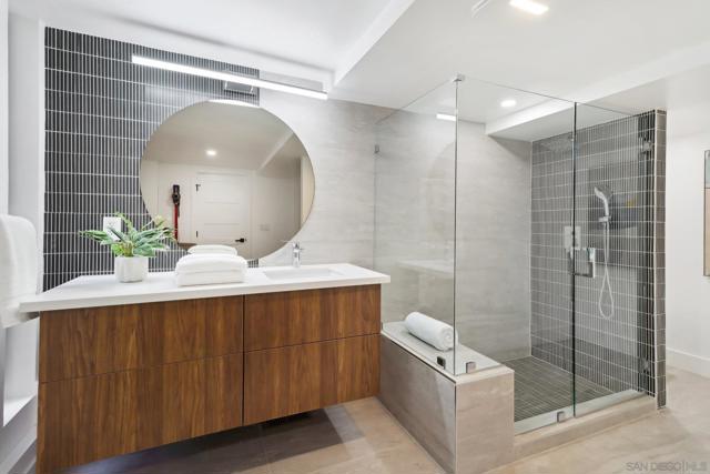 7117 Obelisco Cir, Carlsbad CA: https://media.crmls.org/mediaz/64f43f64-3436-4689-a8b2-4a94d39bc2f1.jpg