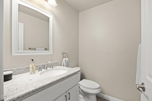 Detail Gallery Image 23 of 41 For 913 Tennyson Ln, Ventura,  CA 93003 - 3 Beds | 2/1 Baths