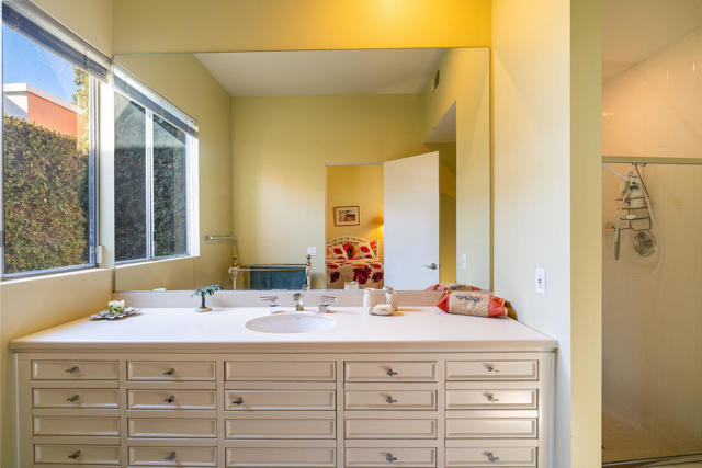 47212 Marrakesh Drive, Palm Desert CA: https://media.crmls.org/mediaz/64f4b228-8235-4572-aa25-025968a9b0a4.jpg