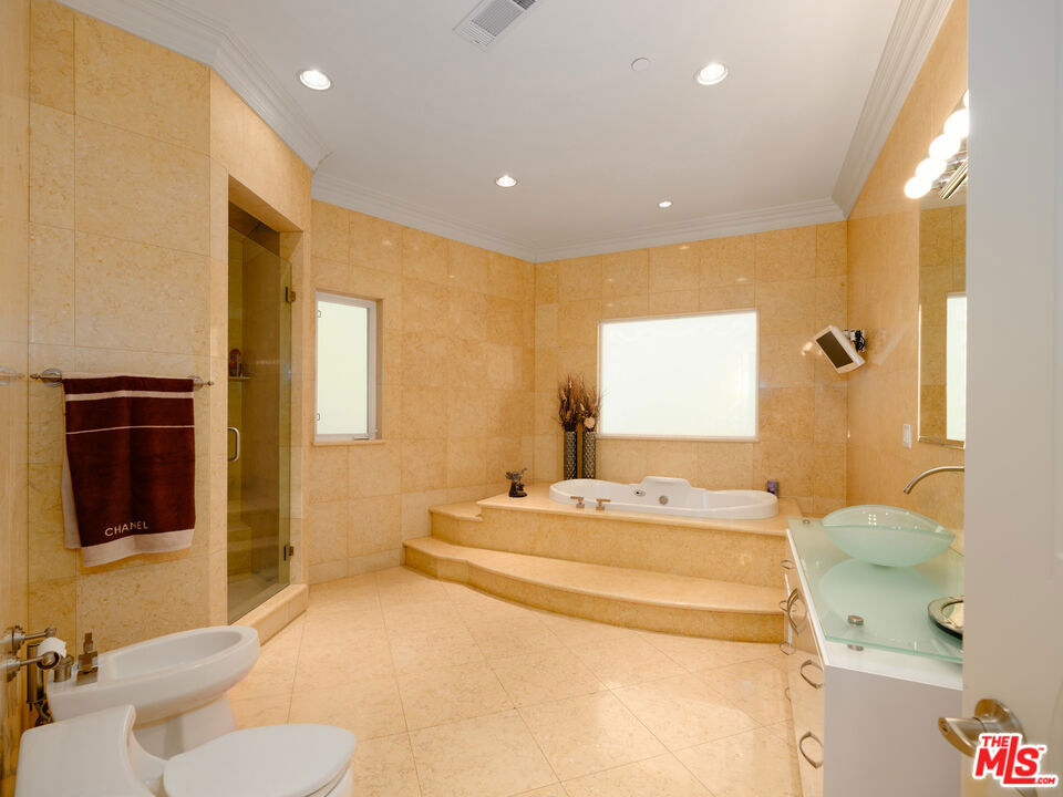 MLS #26848079 image #26