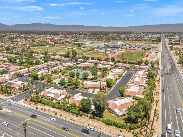74965 San Ysidro Circle, Palm Desert CA: https://media.crmls.org/mediaz/64f71d90-3ed7-4598-9080-57909ef61642.jpg