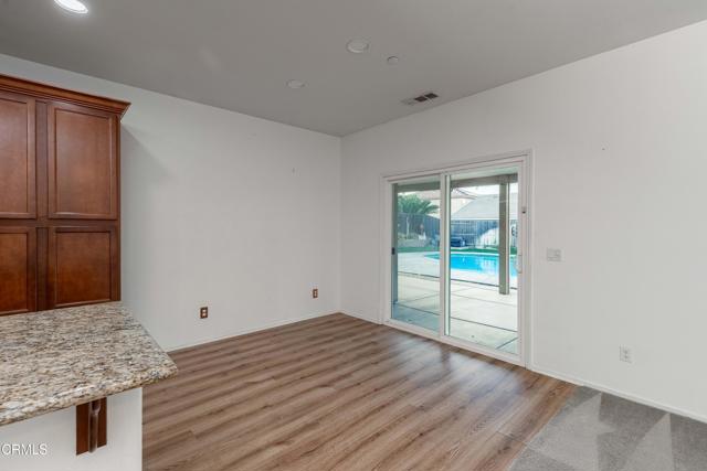 10909 Rainwater Lane, Bakersfield CA: https://media.crmls.org/mediaz/64f7be86-8c89-4235-a4c7-0e9b8ea15048.jpg