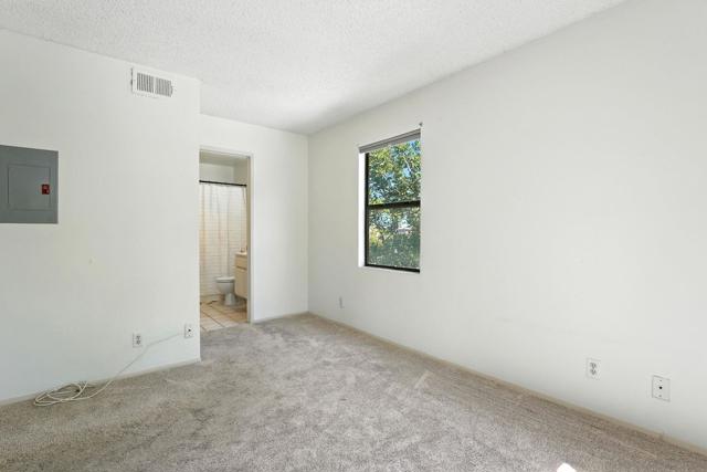 9899 Scripps Westview Way, San Diego CA: https://media.crmls.org/mediaz/64f8e4f1-360f-438c-955a-b527e87e3c02.jpg