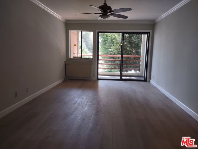1119 Albany Street, Los Angeles CA: https://media.crmls.org/mediaz/64faecf2-78b6-4e39-83b7-060f70a2725d.jpg