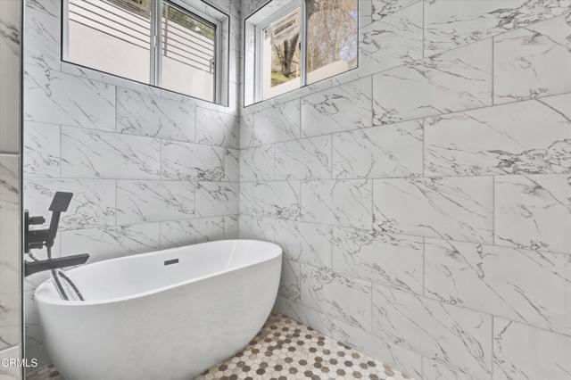 Detail Gallery Image 25 of 40 For 3933 Glenalbyn Dr, Mount Washington,  CA 90065 - 4 Beds | 4 Baths