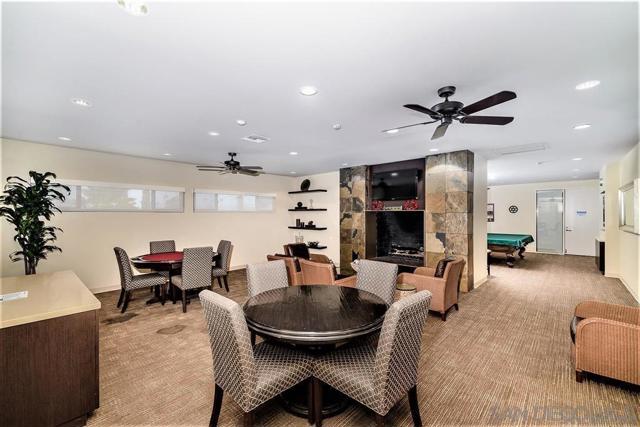 7241 San Luis St, Carlsbad CA: https://media.crmls.org/mediaz/64fc151f-973a-4227-8a3f-88568bda9ce6.jpg