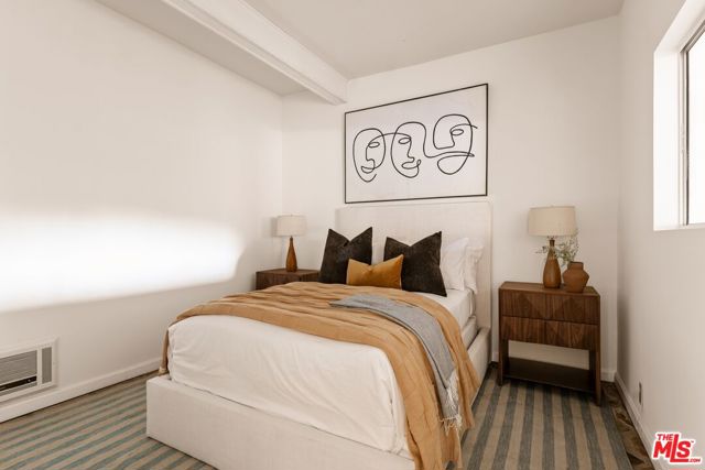 20500 Paradise Lane, Topanga CA: https://media.crmls.org/mediaz/64fc6f4e-392a-425d-a909-228f74093df8.jpg