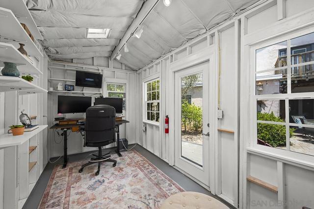 4635 Pauling Avenue, San Diego CA: https://media.crmls.org/mediaz/64fcbe81-cb1b-4036-91ac-a47c0b7cd06f.jpg