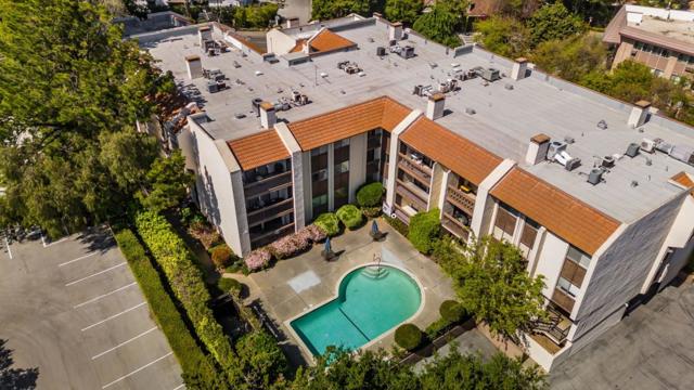 226 W Edith Avenue, Los Altos CA: https://media.crmls.org/mediaz/64fcd8d6-bc10-45a4-a7ab-053abf274717.jpg