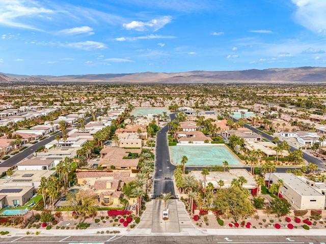 57645 Valley Lane, La Quinta CA: https://media.crmls.org/mediaz/64fda245-f9a8-46e6-a58c-6f18e1e06edb.jpg