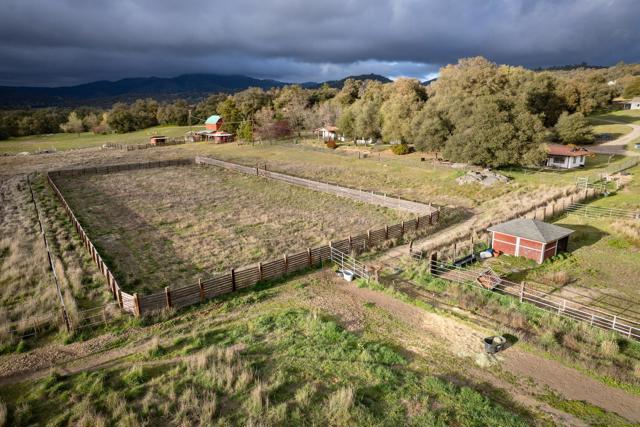 4026 Highway 78, Julian CA: https://media.crmls.org/mediaz/64fdb3cb-88b0-4bb6-b270-c6d8be9cc75e.jpg