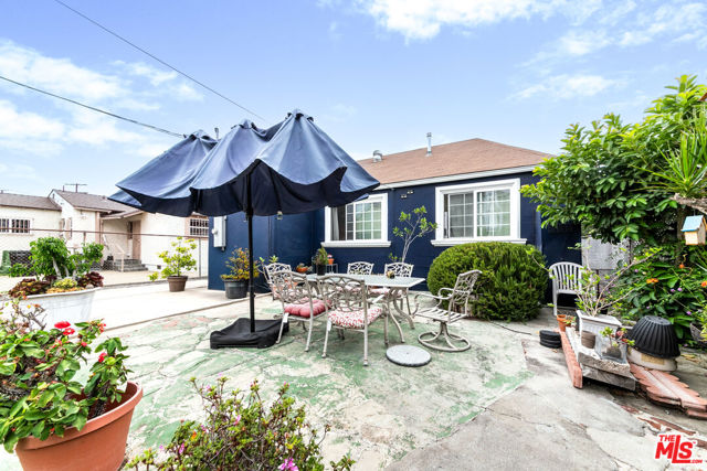 1841 Clyde Avenue, Los Angeles CA: https://media.crmls.org/mediaz/64fe3d48-e5b0-4caf-8bc1-a7d7462399de.jpg
