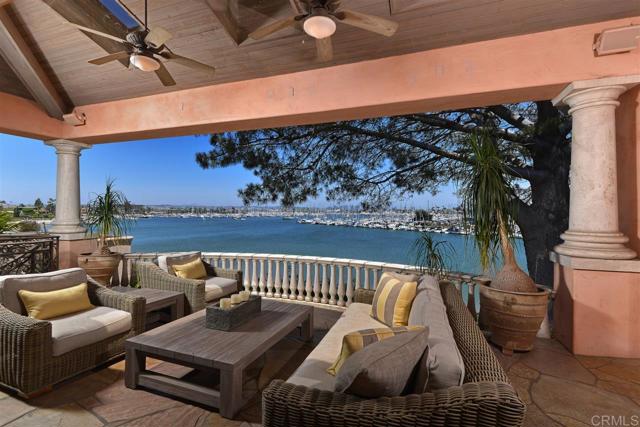 Detail Gallery Image 11 of 25 For 741 Rosecrans, San Diego,  CA 92106 - 3 Beds | 3/1 Baths