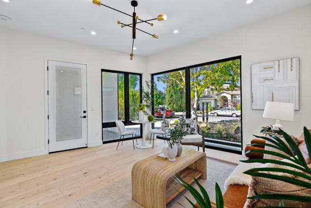 3502 Bryant Street, Palo Alto CA: https://media.crmls.org/mediaz/64ff0c8a-25e5-4e9f-aaac-183d2096ceee.jpg