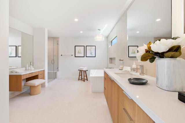 46380 Desert Lily Drive, Palm Desert CA: https://media.crmls.org/mediaz/64ffba80-8588-489b-9220-786441614489.jpg