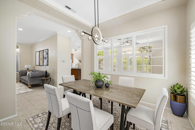 2996 Eagles Claw Avenue, Thousand Oaks CA: https://media.crmls.org/mediaz/65004149-7924-400c-9065-f4e97c7aa921.jpg