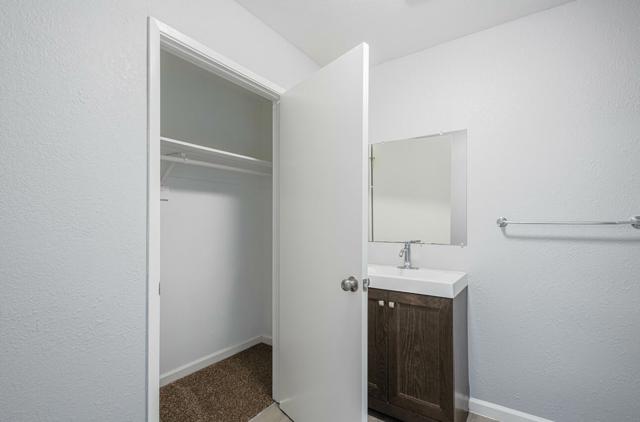 1708 Vosti Avenue, Soledad CA: https://media.crmls.org/mediaz/65005339-998b-41a8-8fe3-f15a95cfb290.jpg