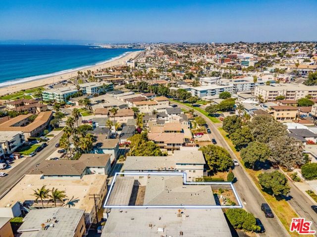 313 Calle Miramar, Redondo Beach, California 90277, ,Residential Income,Sold,Calle Miramar,21787786