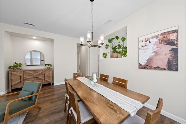 2710 Valleycreek Drive, Chula Vista CA: https://media.crmls.org/mediaz/6500b211-e950-493a-82c4-2cd71a820872.jpg