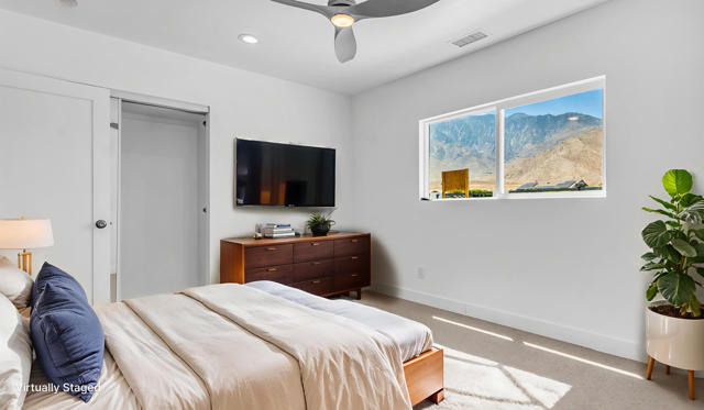 567 W Sunview Avenue, Palm Springs CA: https://media.crmls.org/mediaz/65024fba-ba89-406c-8471-450cdfbb6390.jpg