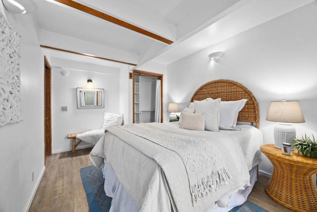 360 36th Avenue, Santa Cruz CA: https://media.crmls.org/mediaz/65034fb9-f52b-4f25-b4bb-6c67b9047081.jpg