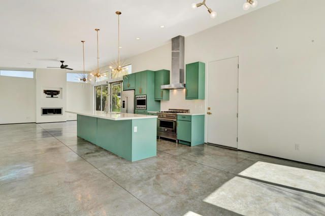 2703 Alexander Club Drive, Palm Springs CA: https://media.crmls.org/mediaz/65046b56-a908-4ca6-811d-a4e70d81e205.jpg