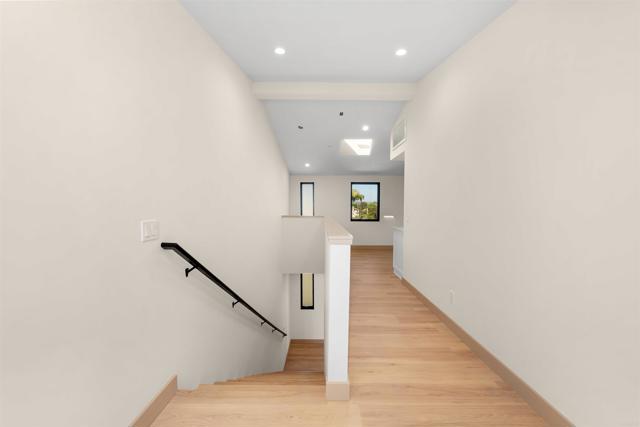 164 Cherry Avenue, Carlsbad CA: https://media.crmls.org/mediaz/65048edd-0088-4876-ac89-3b2dbf347125.jpg