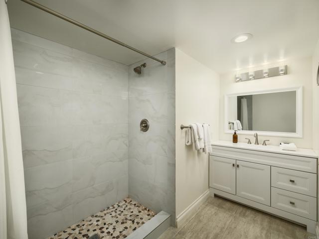 Detail Gallery Image 30 of 46 For 20780 Fortuna Del Norte, Escondido,  CA 92029 - 8 Beds | 6 Baths