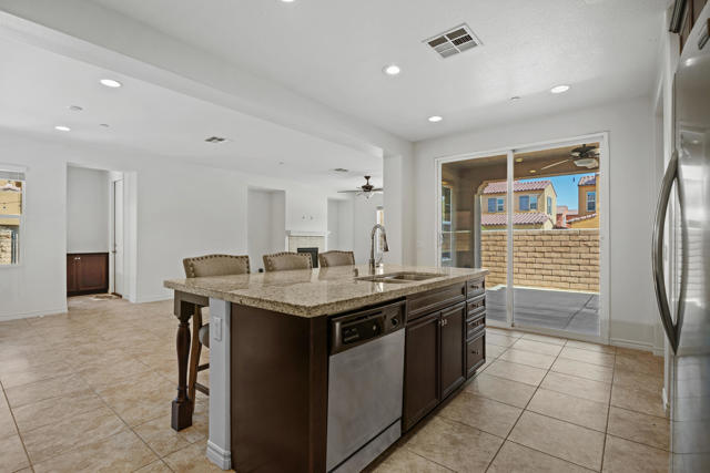 585 Via De La Paz, Palm Desert, CA 92211