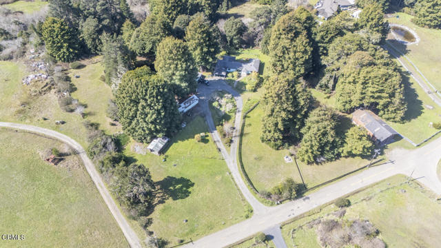 32551 Mill Creek Drive, Fort Bragg CA: https://media.crmls.org/mediaz/65081f4d-1a03-4cd1-8d1f-9057b6689a09.jpg