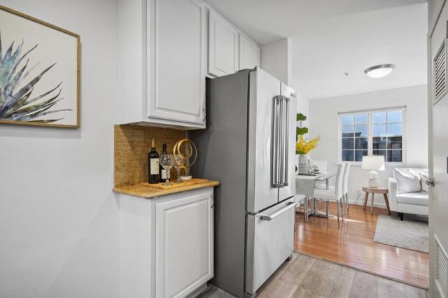 358 N El Camino Real, San Mateo CA: https://media.crmls.org/mediaz/65084196-43b2-4329-a63a-ed231bd72a0e.jpg