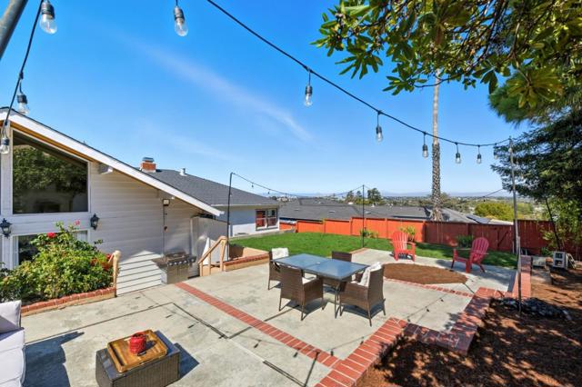 217 W 40th Avenue, San Mateo CA: https://media.crmls.org/mediaz/6508b334-eb12-435a-9c09-aa9ce053ee62.jpg