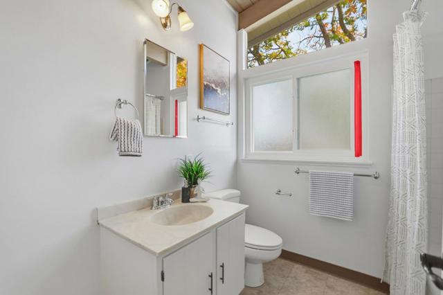 3839 Ross Road, Palo Alto CA: https://media.crmls.org/mediaz/6508c4c3-e82a-4650-ac98-825656b2176e.jpg