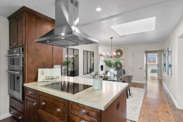 Image 10 of 37 For 4465 Sherbourne Drive