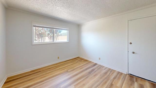 Image 4 of 14 For 7 Merrydale Road