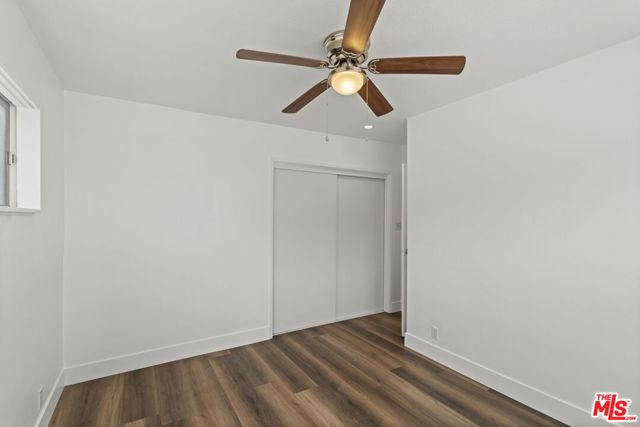 530 Evergreen Street, Inglewood CA: https://media.crmls.org/mediaz/6509efd3-bee6-4776-9bc2-19e0cb2ede45.jpg