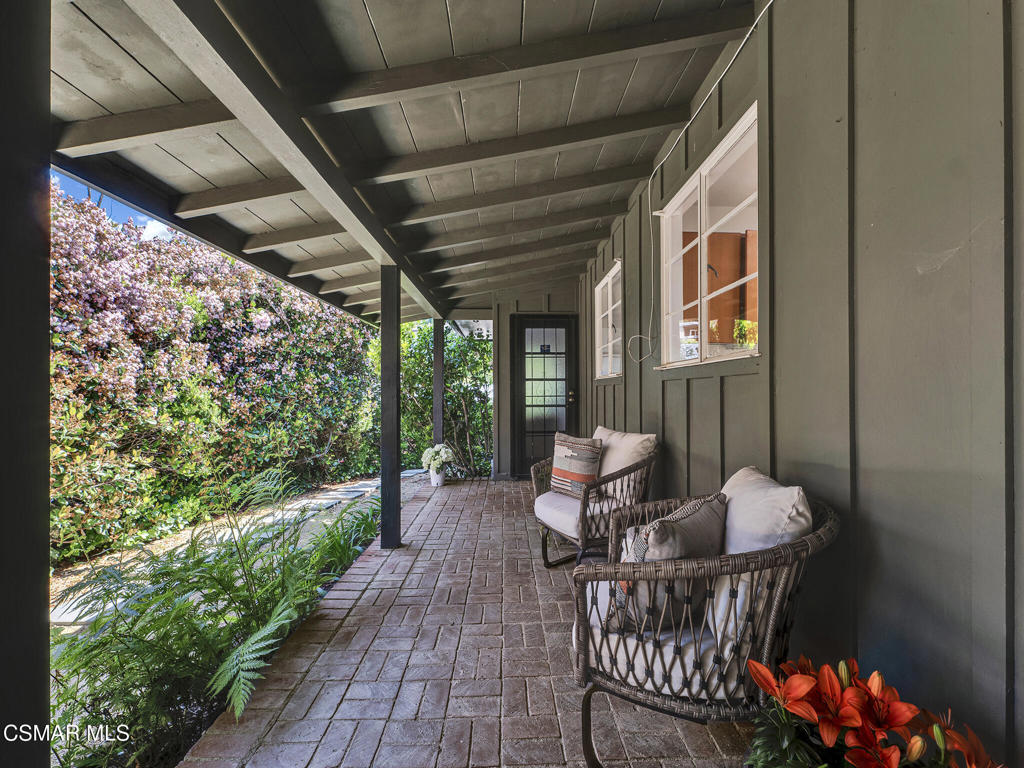 13606 Oak Canyon AvenueSherman Oaks img 52