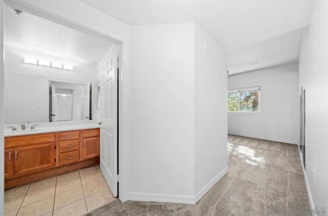 7647 Mission Gorge Rd 3, San Diego CA: https://media.crmls.org/mediaz/650ad560-d431-4a2a-898c-08464cc5f46e.jpg