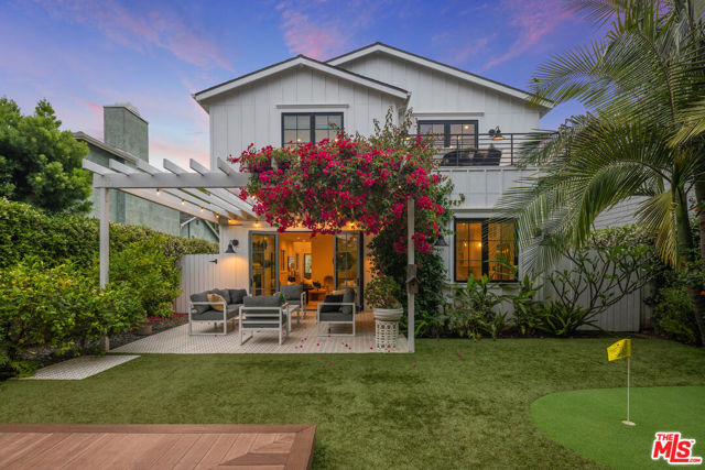3520 Butler Avenue, Los Angeles CA: https://media.crmls.org/mediaz/650c66dd-6ecd-4e4e-a405-4e5726ba37d5.jpg