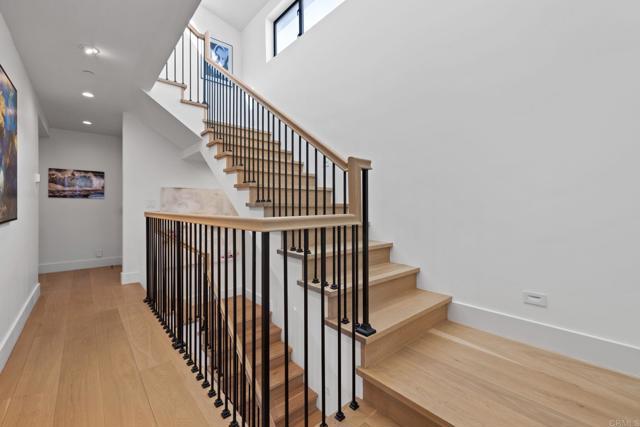 Detail Gallery Image 40 of 72 For 119 41st St, Newport Beach,  CA 92663 - 3 Beds | 5 Baths