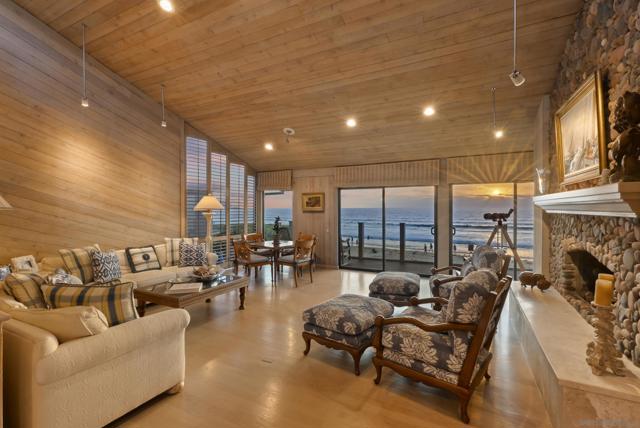 8510 El Paseo Grande, La Jolla CA: https://media.crmls.org/mediaz/650f68ba-3ef7-4757-ab24-f2faa43e28b4.jpg